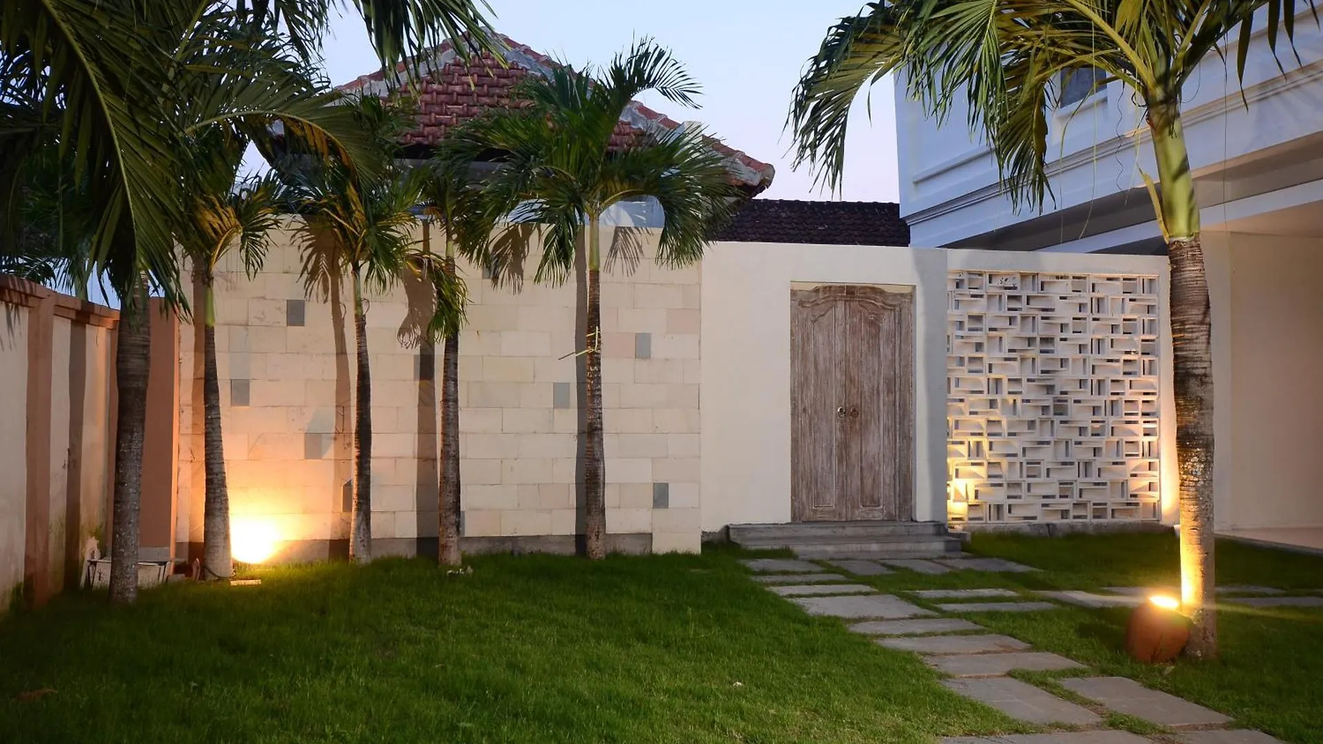 Bali Breezz Hotel Jimbaran