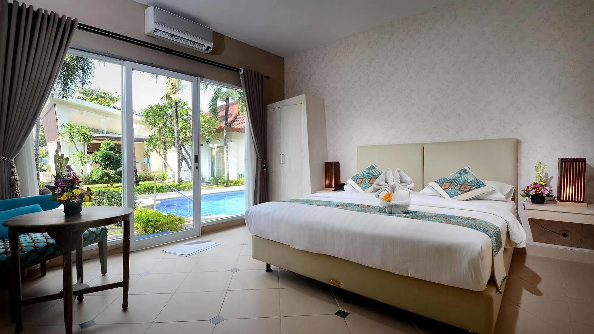 Bali Breezz Hotel Jimbaran